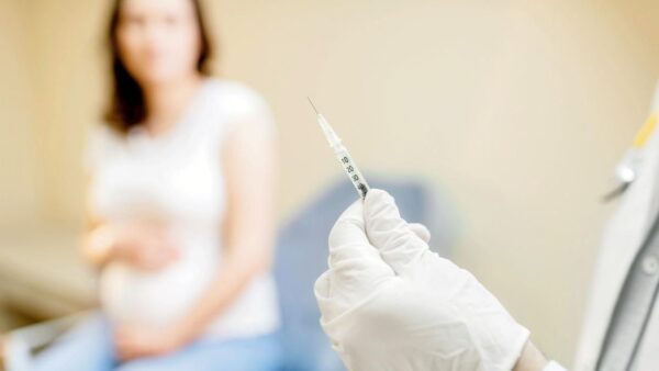 Mumbai: Ten pregnant women take Covid-19 vaccines on day one