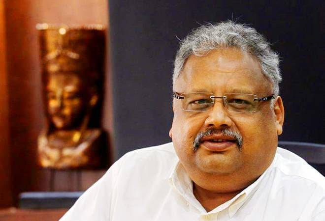 Rakesh Jhunjhunwala Net Worth 2021 – Earnings, Business, Bio