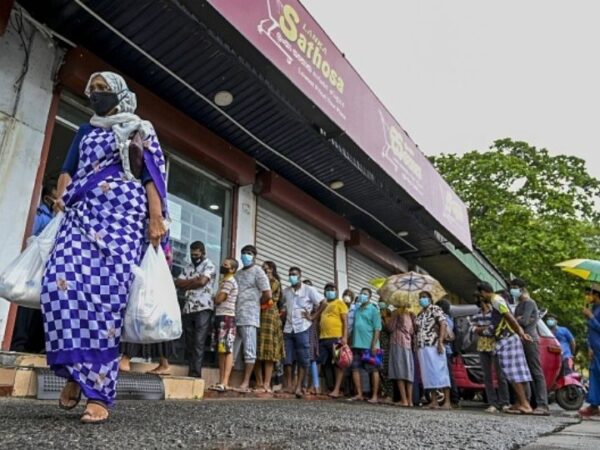 Sri Lanka Crisis Live: Country Announces Defaulting on All its External Debt; Doctors' Body Releases Drug Shortage List