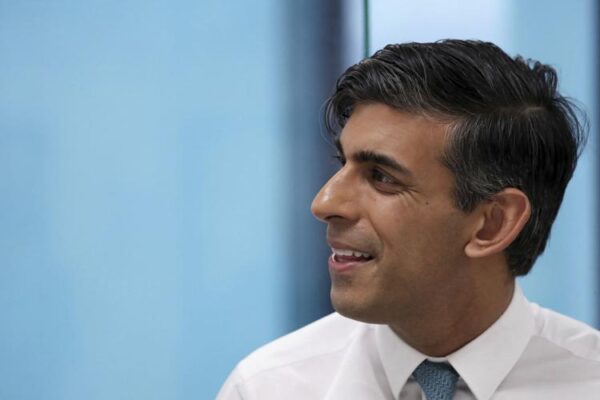 UK PM Rishi Sunak Apologises For Removing Car Seat Belt